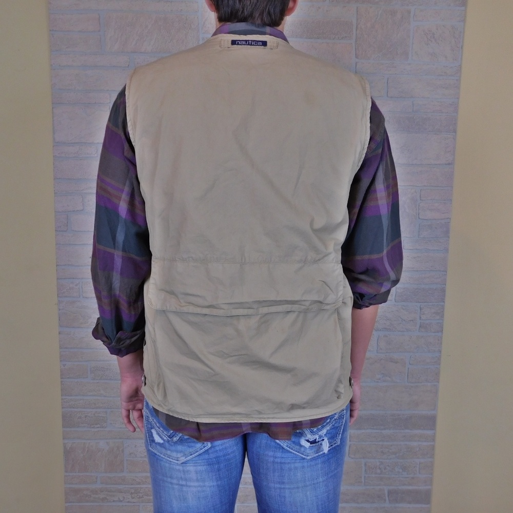Nautica Fishing Hunting Outdoors Vest - Picture 4 of 6